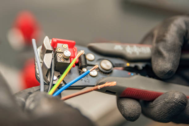 Best Best Electricians Near Me  in Mapleton, UT